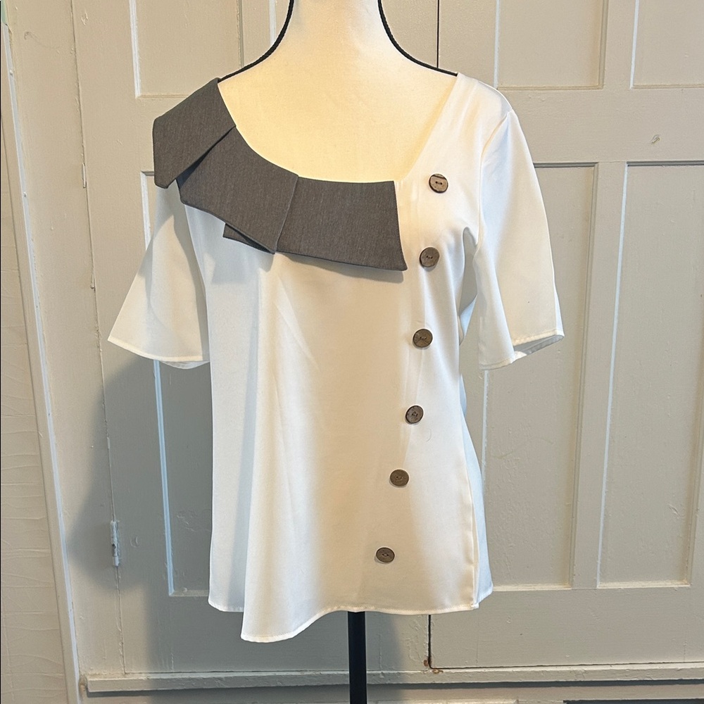 Elegant White and Gray Women's Top